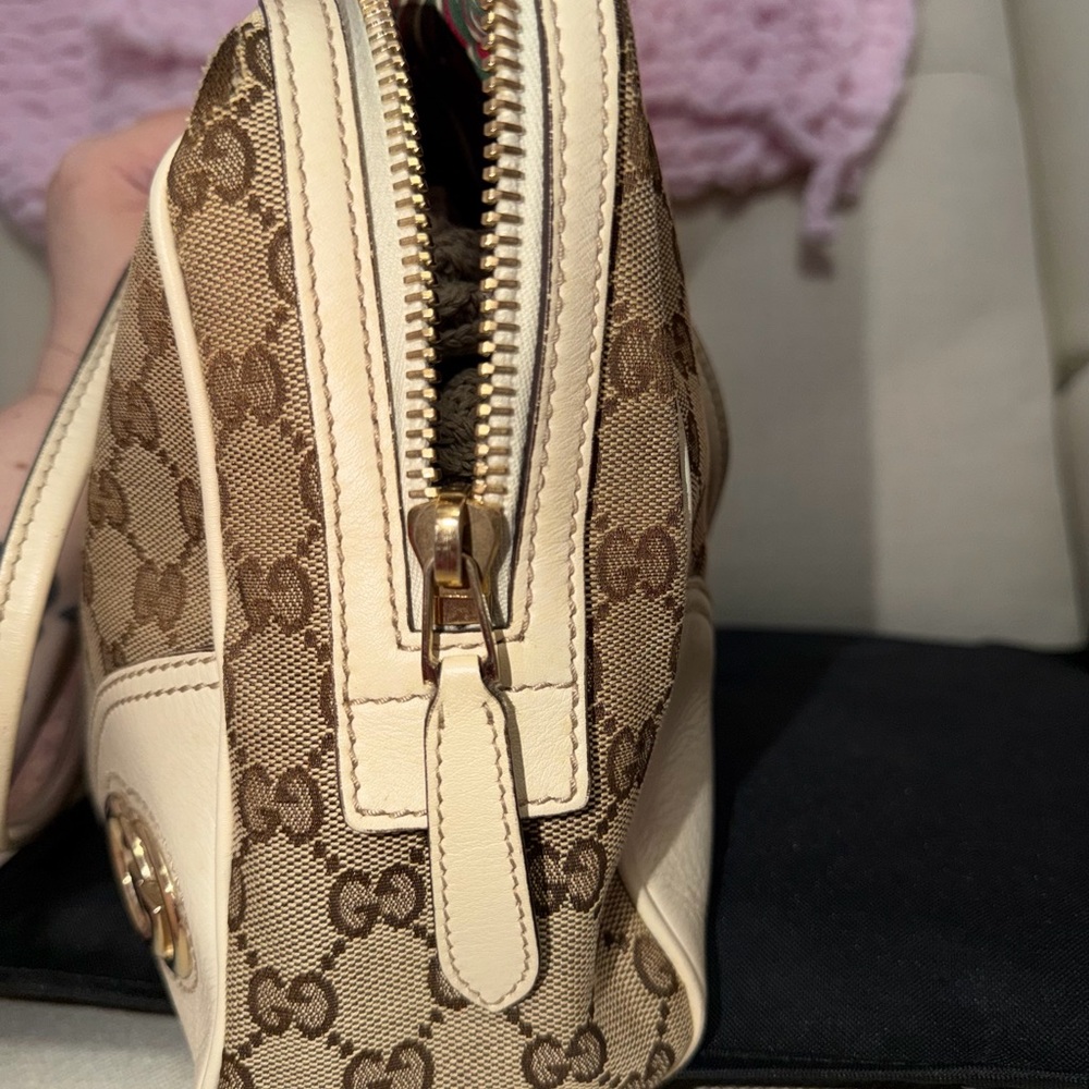 Gucci Britt Boston Bag - Picture 4 of 16